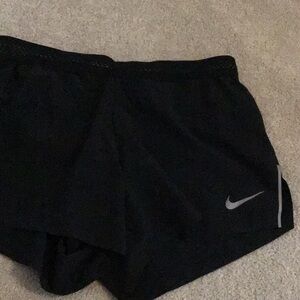 nike women’s shorts